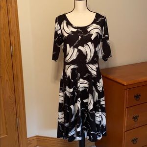 NWT LulaRoe Nicole Dress